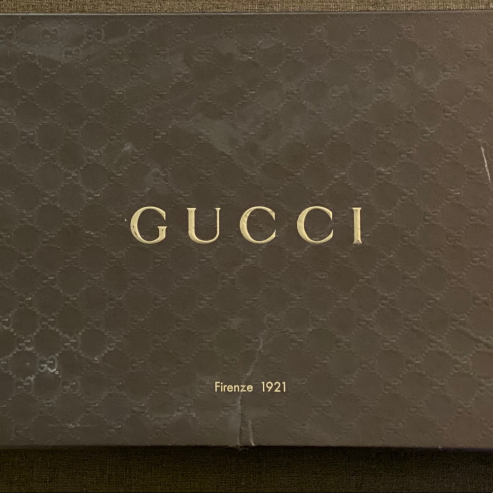 Brand new never worn Gucci boots - Picture 2 of 3